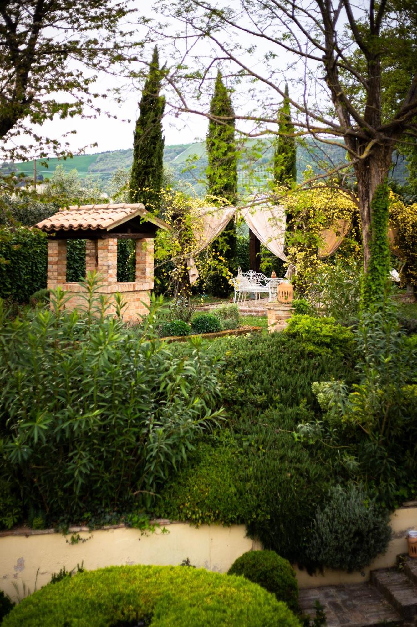 Ca' Le Cerque, Villa Surrounded By The Marche Nature Fossombrone Eksteriør billede